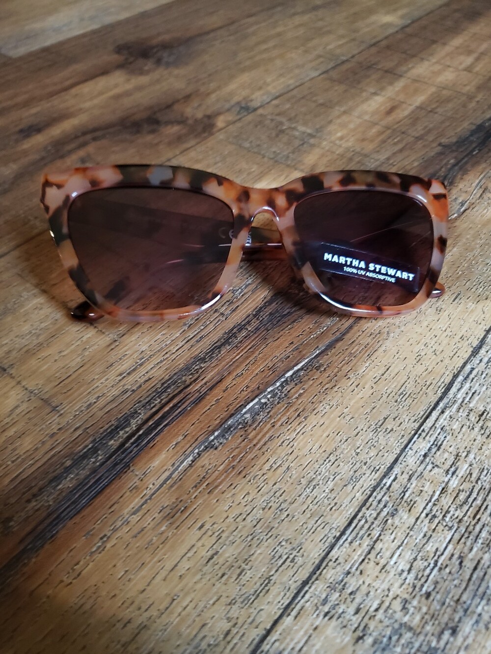 Martha Stewart Apricot  Tortoise Shell Cat Eye Sunglasses with Brown Lenses